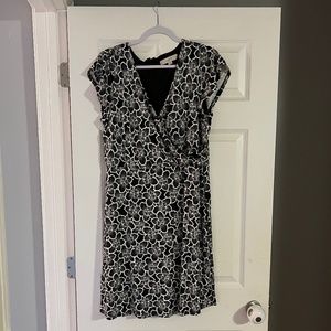 Soft black/white floral LOFT wrap dress